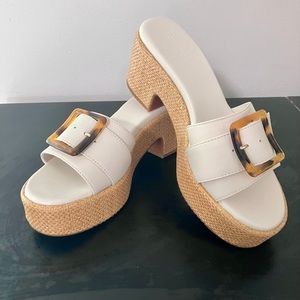 Ladies platform slide